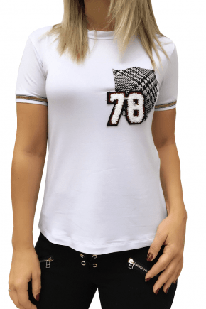 T-Shirt Feminina Estilosa Branca 78